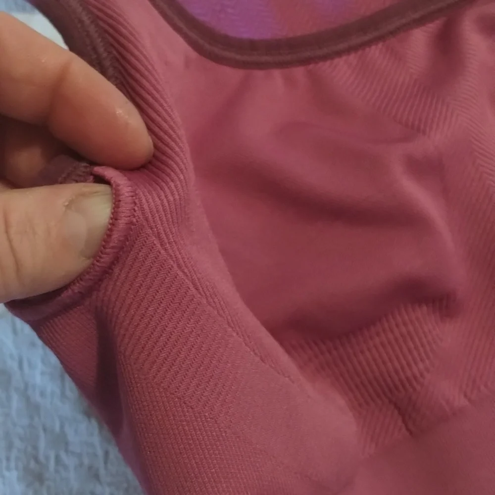 Patagonia purple sports bra - Picture 8 of 8